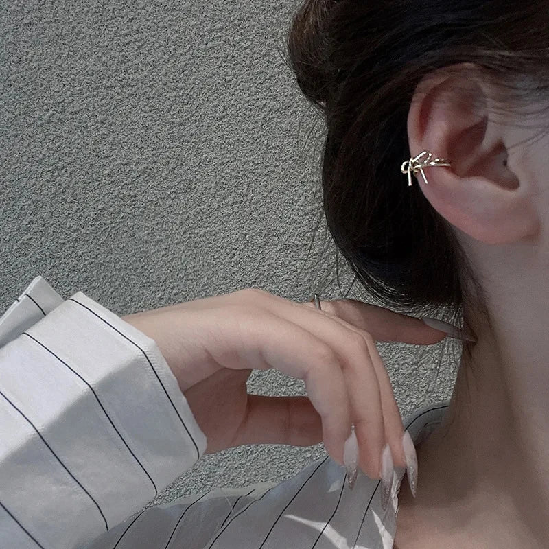 Minimalist Bowknots Cilp Earrings for Women Hollow Heart Star Sweet Personality Temperament Ear Cuffs Accessories Jewelry Gifts