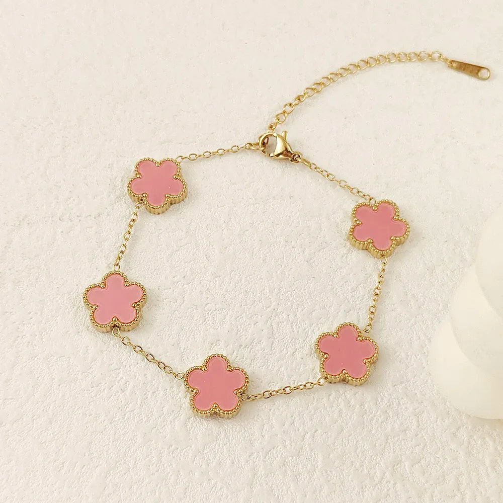 New five-leaf clover white shell pendant, high-quality waterproof metal 18K women's bracelet, wedding party jewelry